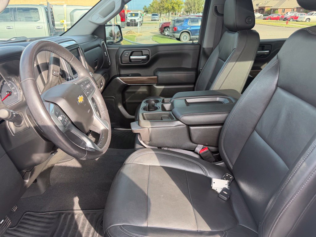 Used 2019 Chevrolet Silverado 1500 LT w/ All-Star Edition AWD/4WD image 24