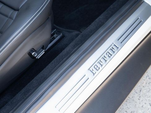 Used 2022 Ferrari Roma RWD image 56