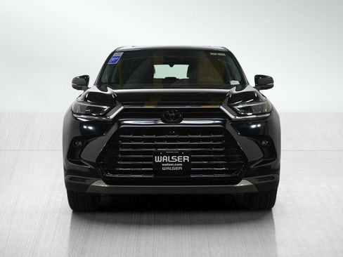 Used 2025 Toyota Grand Highlander AWD image 8