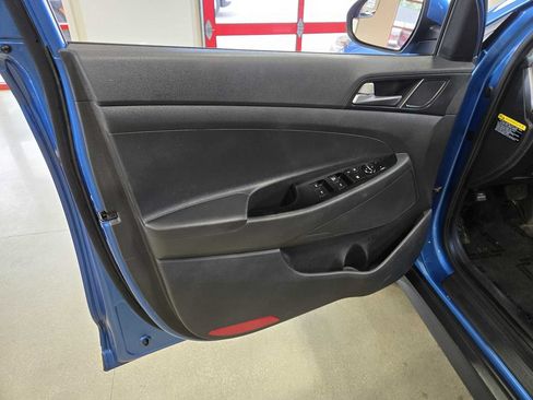 Used 2018 Hyundai Tucson SE AWD/4WD image 10