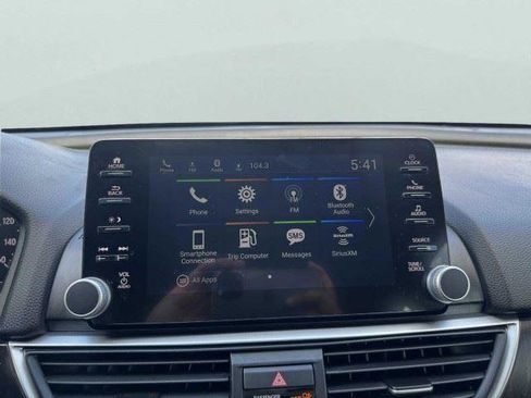 Used 2022 Honda Accord EX-L image 29