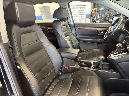 Used 2019 Honda CR-V Touring image 31