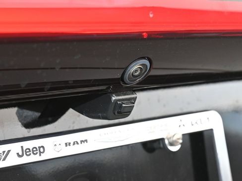 New 2026 Chrysler Pacifica Pinnacle image 32