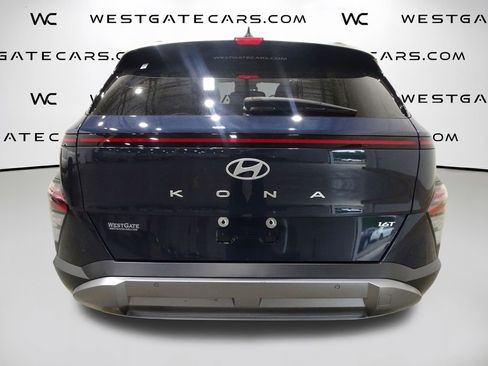 Used 2024 Hyundai Kona Limited image 7