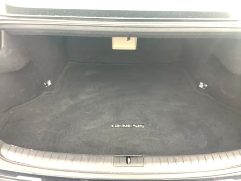 Used 2015 Hyundai Genesis 3.8 w/ Option Group 04 AWD/4WD image 13