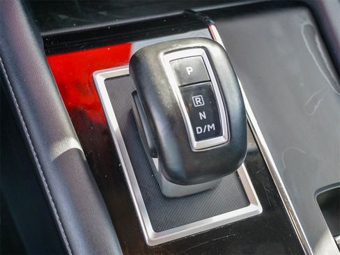 Used 2024 Mitsubishi Outlander SE image 22