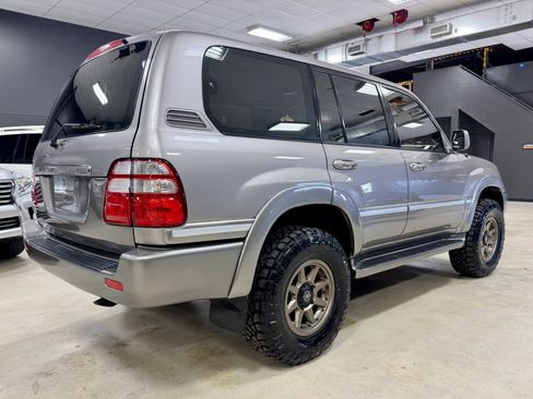 Used 2003 Toyota Land Cruiser image 8