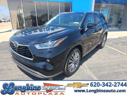 Used 2022 Toyota Highlander Platinum