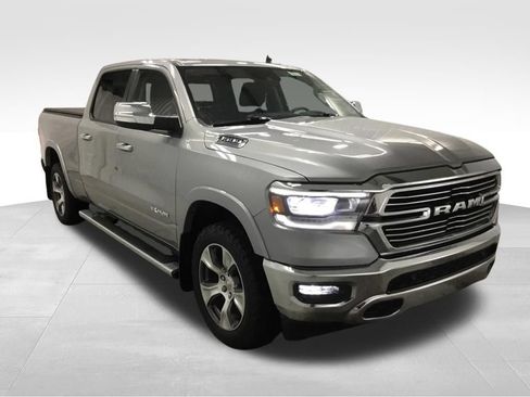 Used 2022 RAM 1500 Laramie AWD/4WD image 2
