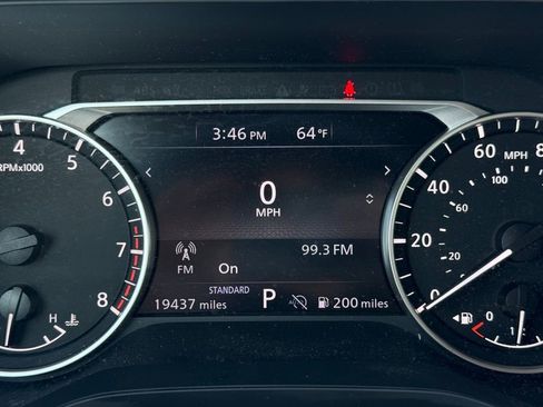 Certified 2024 Nissan Pathfinder S image 31