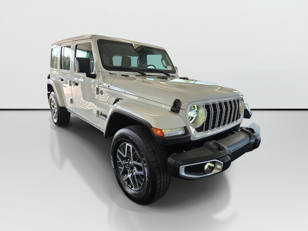 Used 2025 Jeep Wrangler Unlimited Sahara AWD/4WD image 7