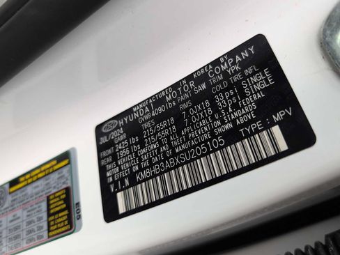 Used 2025 Hyundai Kona SEL FWD image 33