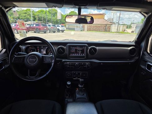 Used 2021 Jeep Wrangler Unlimited Sport AWD/4WD image 15