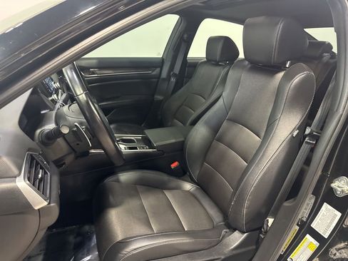 Used 2020 Honda Accord Sport image 25