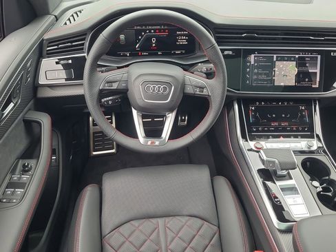 New 2026 Audi SQ8 Prestige image 9