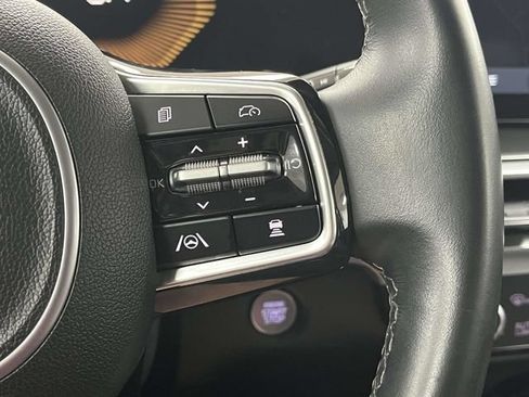 Used 2024 Kia Sorento S FWD image 33