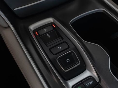 Certified 2021 Honda Accord Touring image 30