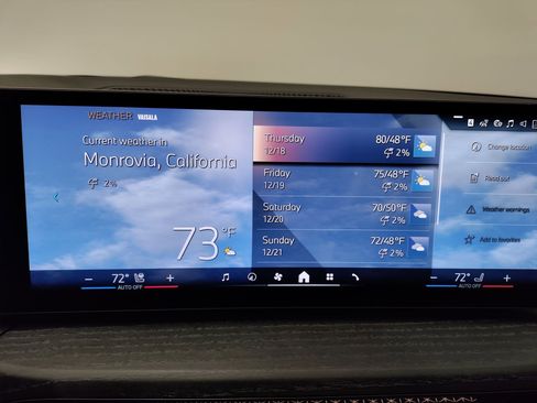 New 2026 BMW 330i Sedan w/ M Sport Package image 21