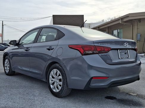 Used 2019 Hyundai Accent SE image 6