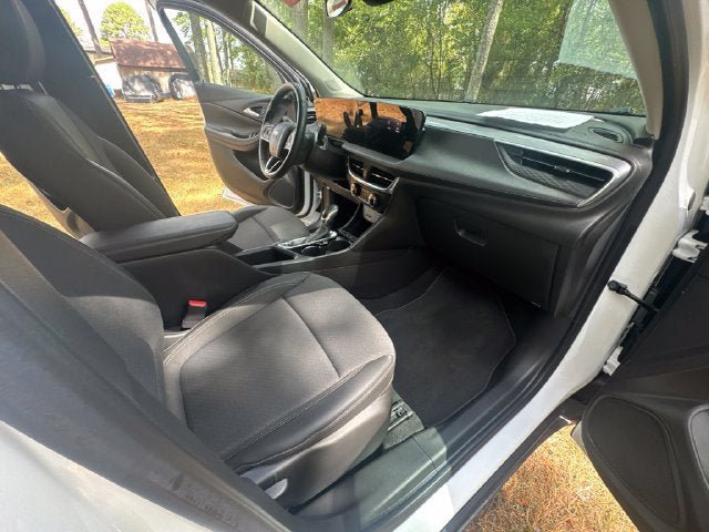 Used 2024 Buick Encore GX Preferred FWD image 17