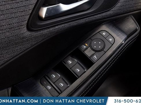 Used 2023 Nissan Rogue SV AWD/4WD image 8