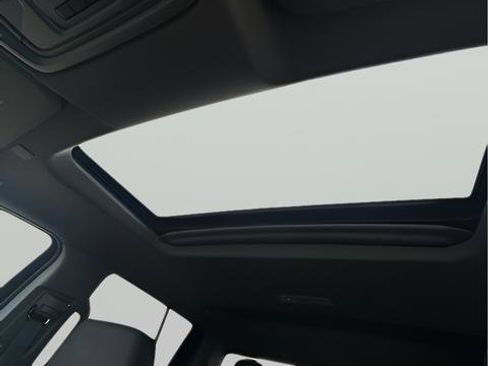 Used 2025 Chevrolet Silverado 1500 LTZ image 21