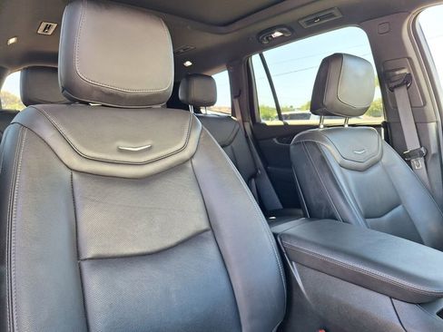 Used 2024 Cadillac XT6 Premium Luxury image 29