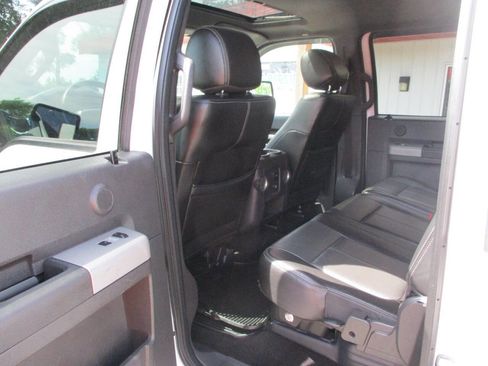 Used 2014 Ford F350 Lariat w/ Lariat Ultimate Package AWD/4WD image 21