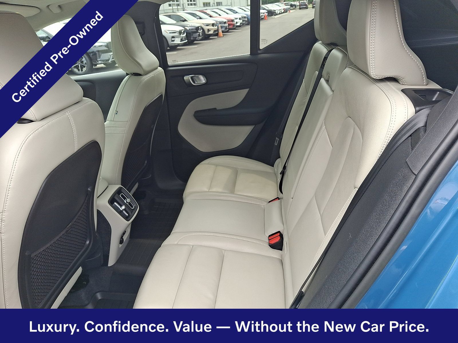 Certified 2023 Volvo XC40 B5 Plus w/ Climate Package AWD/4WD image 11