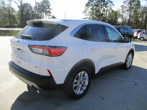 Used 2021 Ford Escape SE w/ Convenience Package image 7