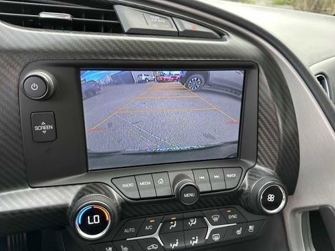 Used 2015 Chevrolet Corvette Z06 w/ 3LZ Preferred Equipment Group image 22