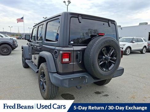 Used 2021 Jeep Wrangler Unlimited Sport w/ Technology Group image 9