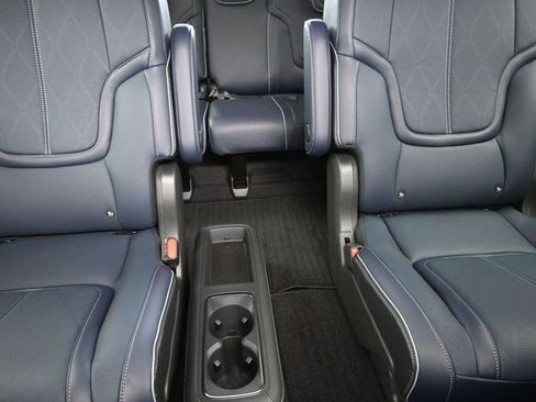 New 2026 INFINITI QX80 4WD image 29