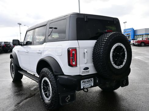 Used 2024 Ford Bronco Outer Banks w/ Sasquatch Package image 6