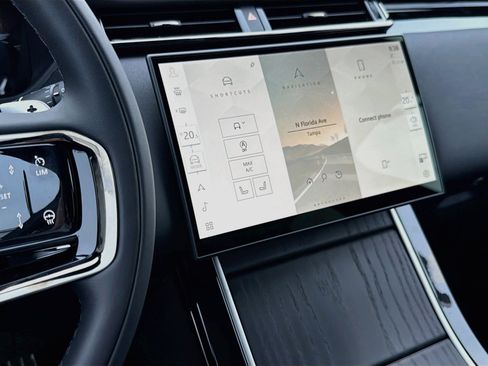 New 2026 Land Rover Range Rover Velar Belgravia AWD/4WD image 27