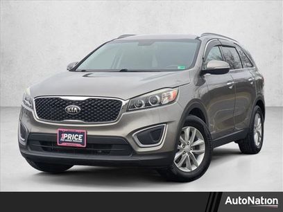 Used 2016 Kia Sorento LX w/ LX Convenience Package