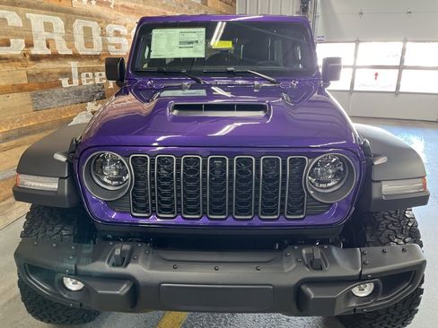 New 2026 Jeep Wrangler Moab image 9