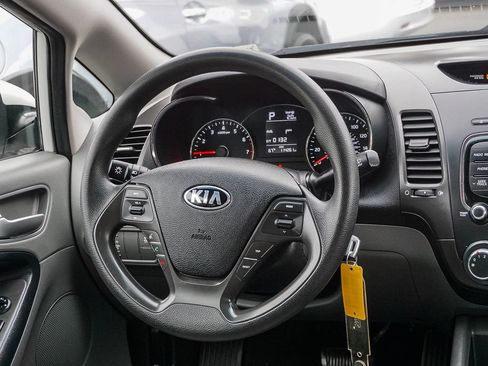 Used 2017 Kia Forte LX FWD image 17