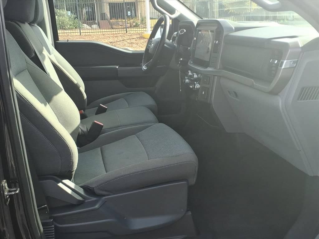 Used 2025 Ford F150 XLT w/ Equipment Group 301A Standard RWD image 21