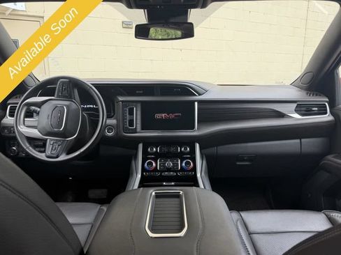 Used 2023 GMC Yukon Denali w/ LPO, Floor Liner Package AWD/4WD image 8