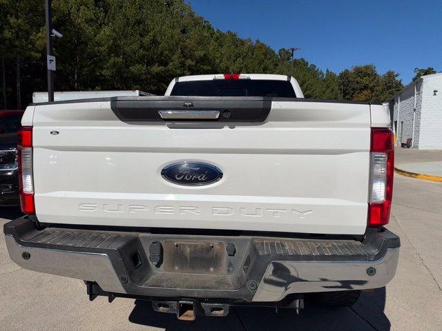 Used 2019 Ford F250 Lariat w/ FX4 Off-Road Package AWD/4WD image 23