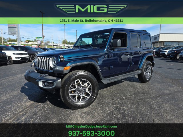 Used 2025 Jeep Wrangler Unlimited Sahara AWD/4WD image 1