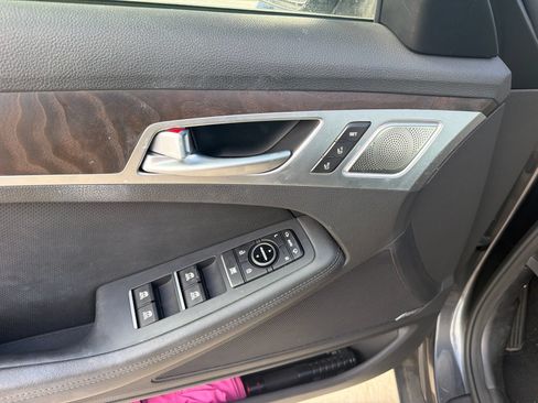Used 2018 Genesis G80 3.8 w/ Option Group 03 RWD image 14