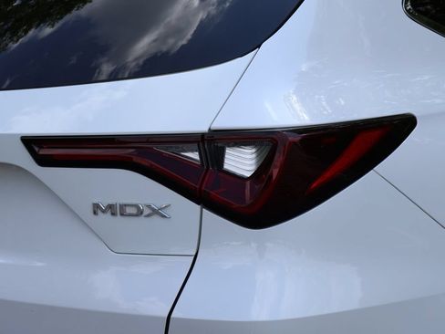 Used 2025 Acura MDX FWD w/ Technology Package image 8