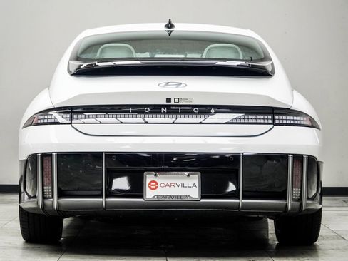 Used 2024 Hyundai Ioniq 6 Limited image 12