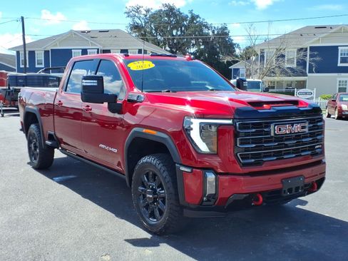 Used 2024 GMC Sierra 2500 AT4 w/ AT4 Premium Plus Package AWD/4WD image 7