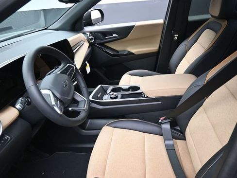 New 2026 Chevrolet Equinox ACTIV w/ Convenience Package III image 8