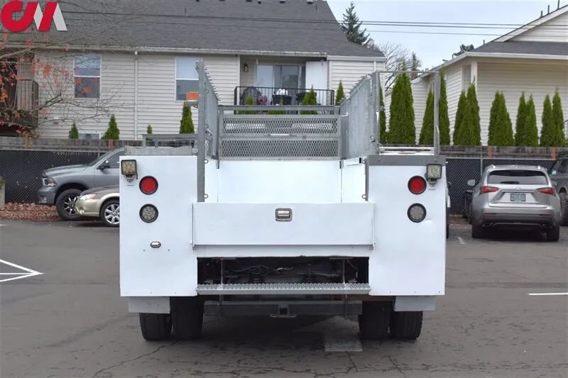 Used 2016 Ford F550 4x4 Regular Cab Super Duty image 4