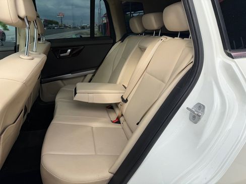 Used 2014 Mercedes-Benz GLK 350 2WD w/ Premium 1 Package image 35