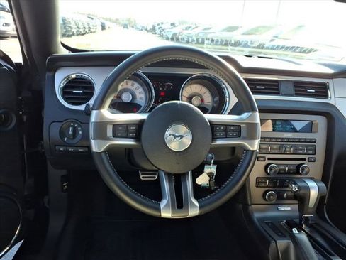Used 2012 Ford Mustang GT Premium w/ Comfort Pkg image 7